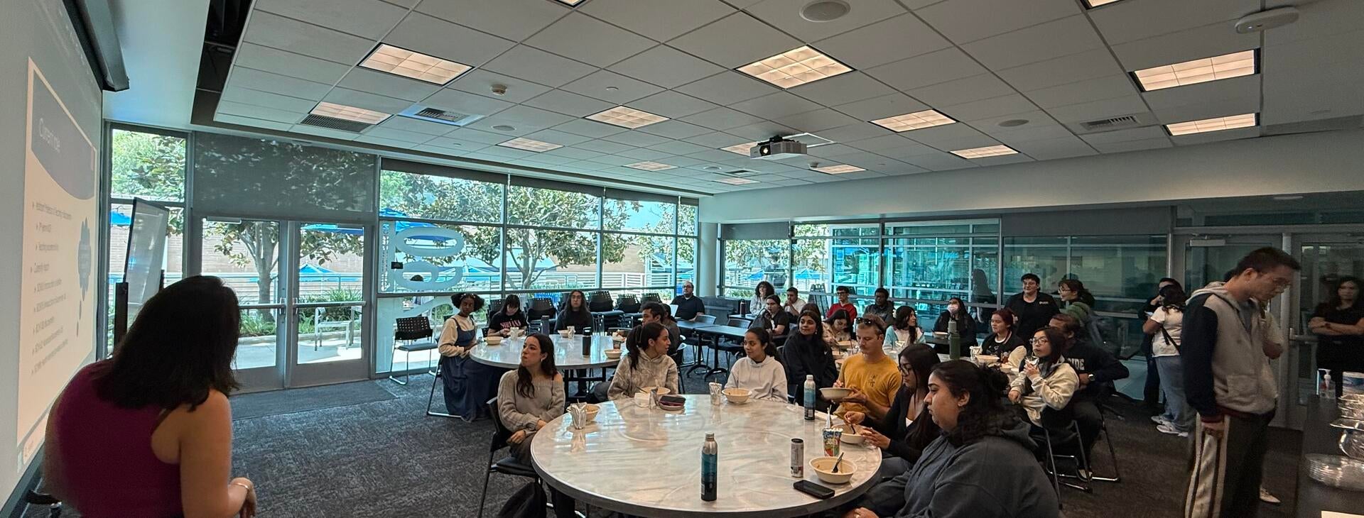 Dr. Bobadilla Wide View